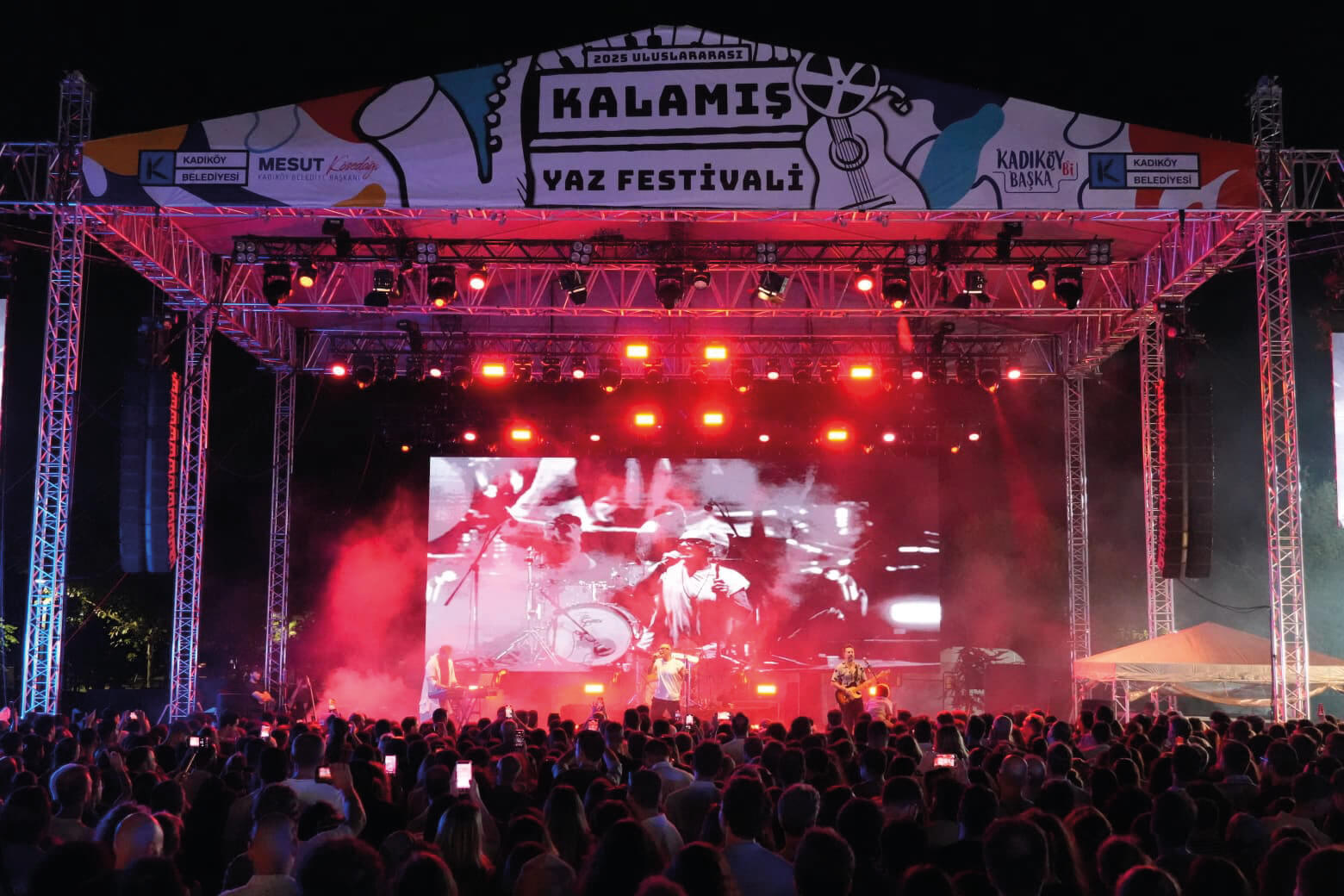 Kadıköy parklarında festivaller sona eriyor